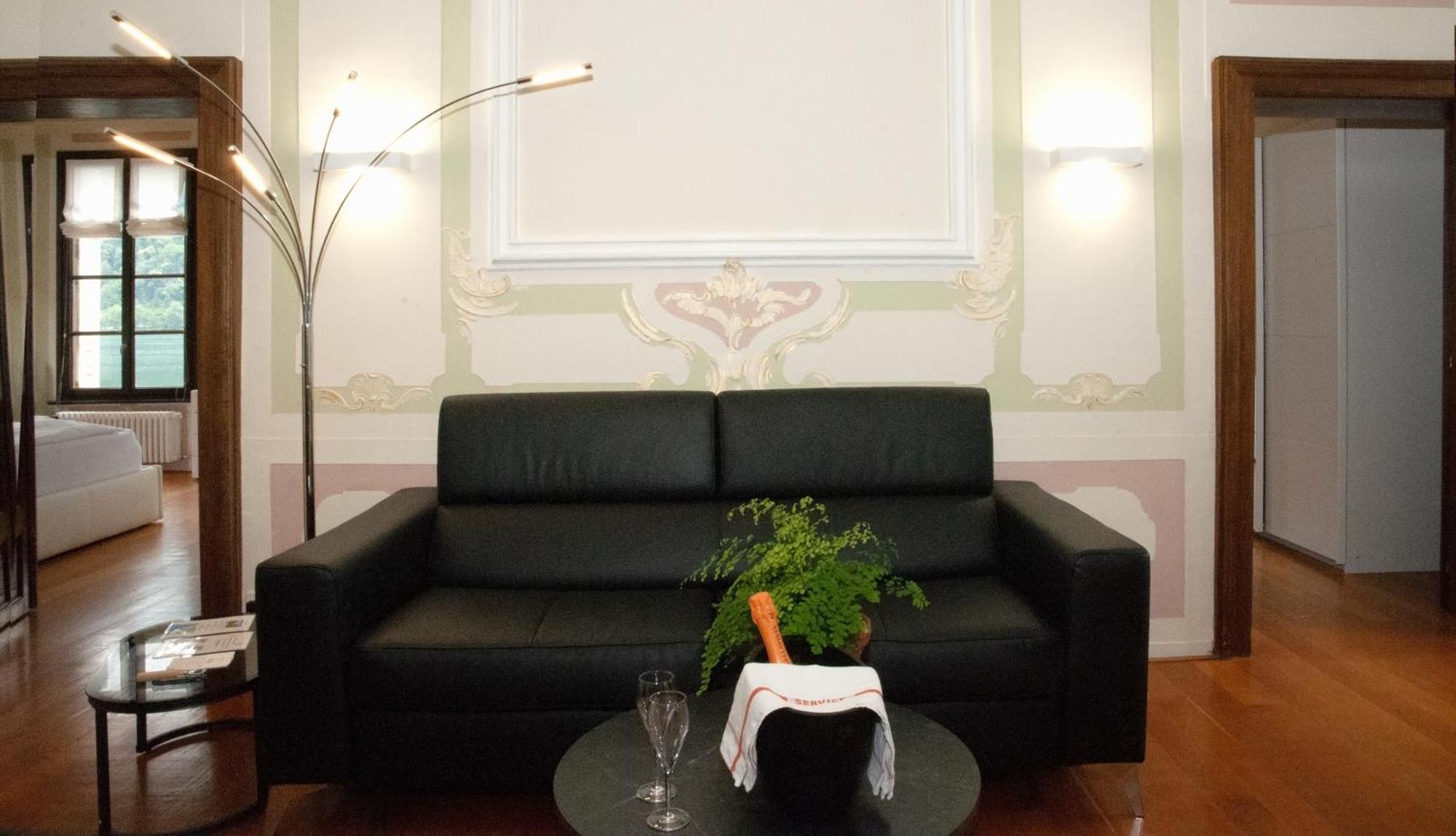 מורקוטה Albergo Ristorante Della Posta מראה חיצוני תמונה
