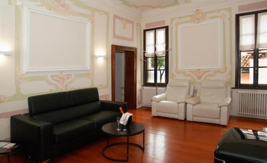 מורקוטה Albergo Ristorante Della Posta מראה חיצוני תמונה